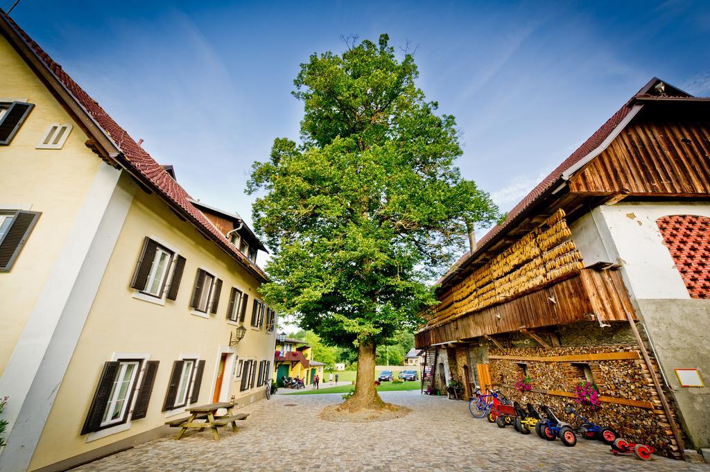 Bauernhof Liendl Villa Keutschach am See Exteriör bild